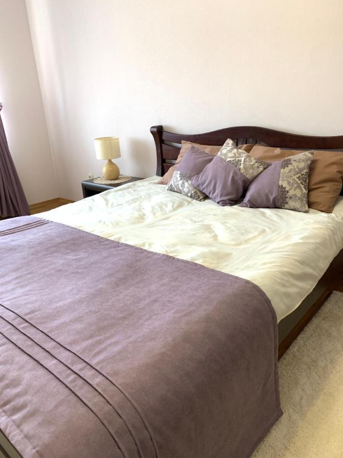 Apartamento Центр. Поруч Парк Та Став Ternópil Exterior foto